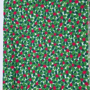 Quilting Craft Fabric Christmas Holly & Berries Cranston VIP Remnant 17x44"